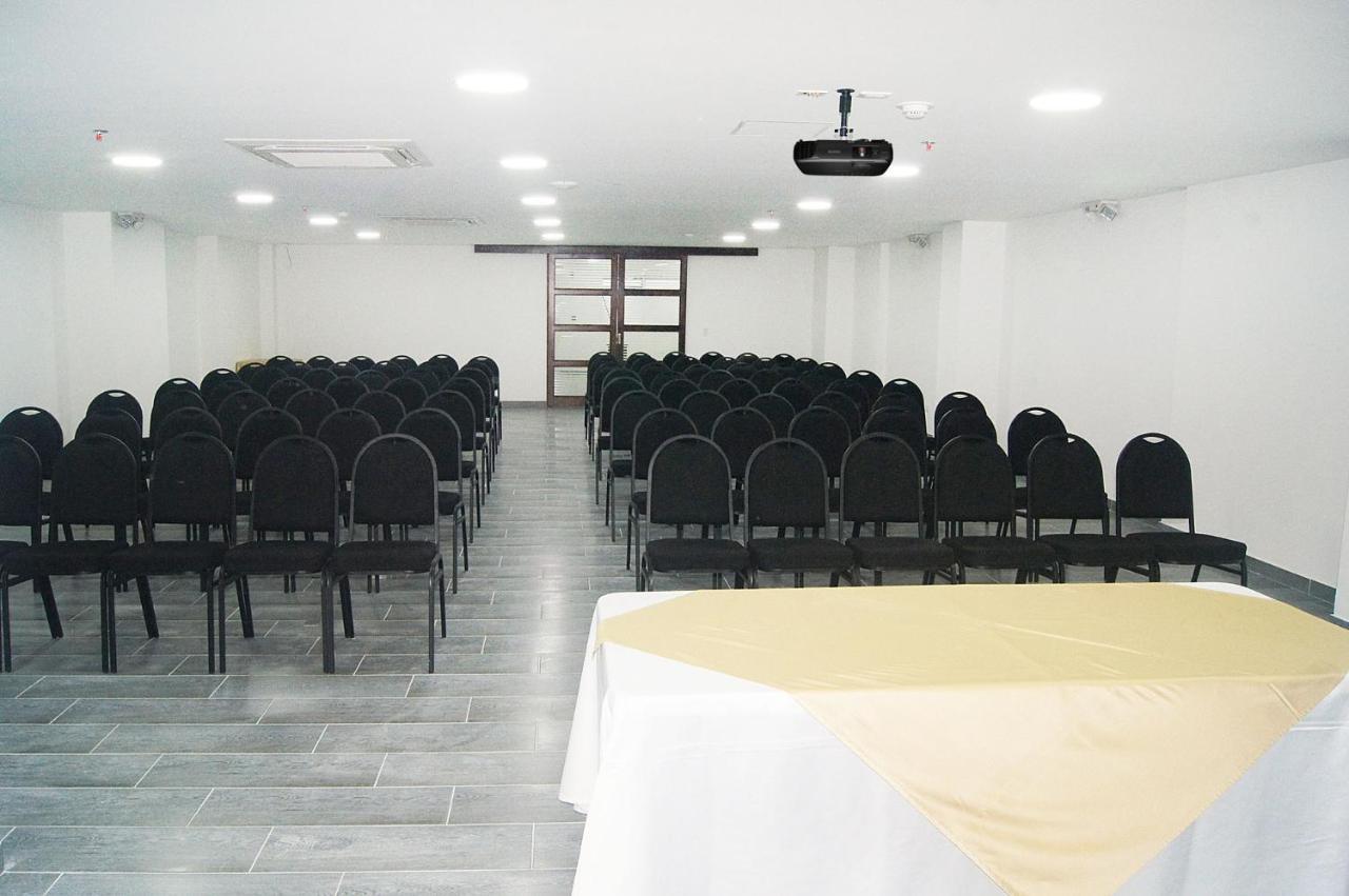 Hotel Cafeira Pereira Luaran gambar